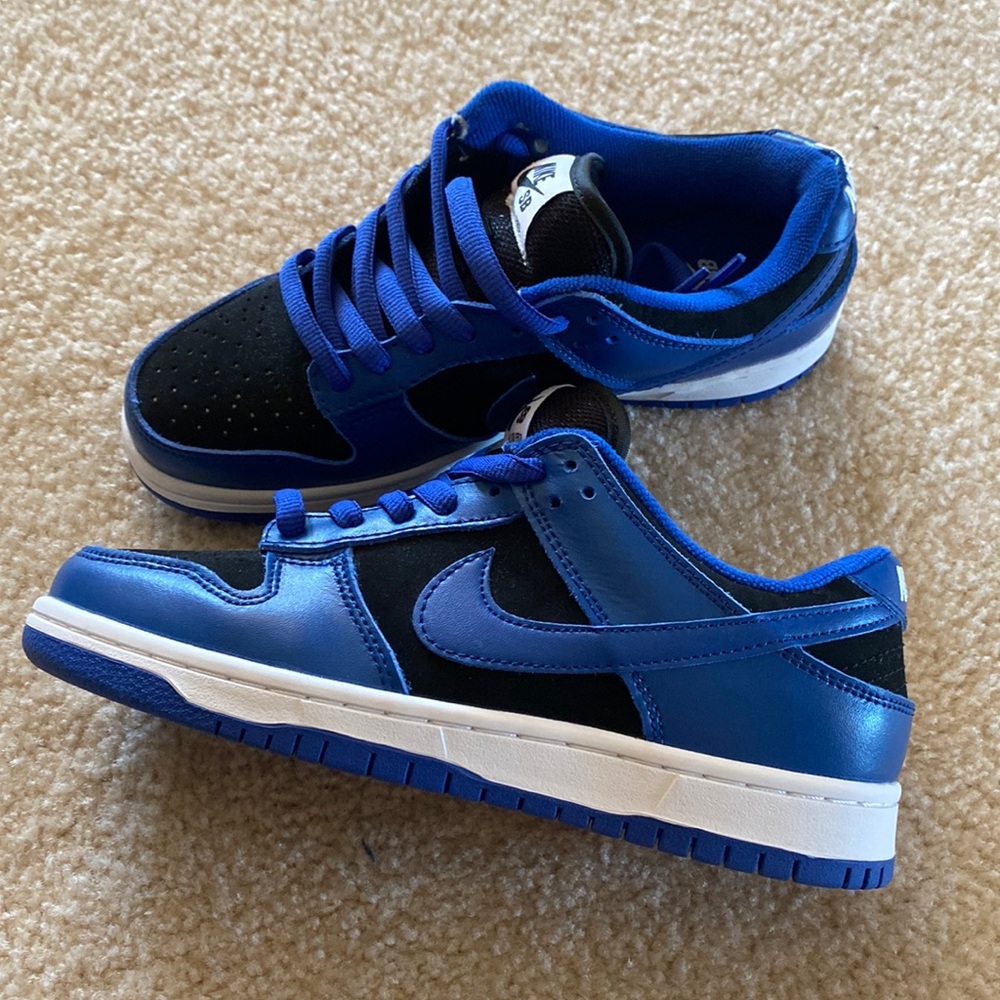 Nike dunks size 7 womens blue white black